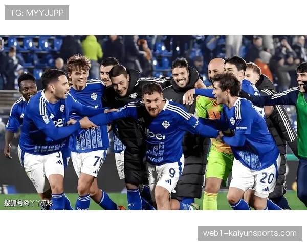 科莫三球大胜莱切 新赛季黑马表现冲击欧战资格序列